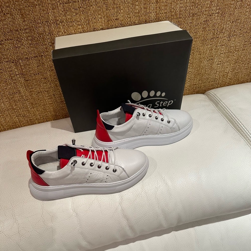 NIB Spring Step Stylish Sneakers.elastic toggle laces for easy on and off. s 38 - Picture 4 of 14